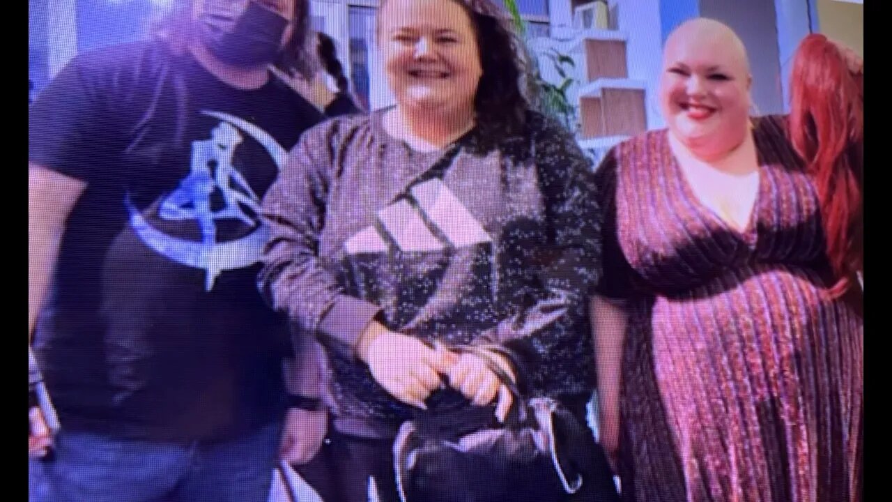 FFG After Foodie Beauty Fashion Show Let’s Watch & Listen Part 1 Nice Pic Of Friends Hangin’ Out Not