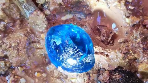 The latest discovery of a huge crystal mine