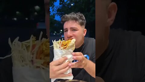 PRIMA SHAORMA PE MASURA MEA #oguritamica #mancaciosul #food #romania #mancare