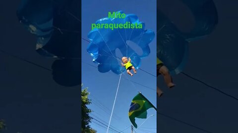 Pipa Paraquedinha com boneco e bandeira do Brasil #shorts