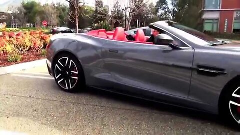 Aston Martin Vanquish Volante