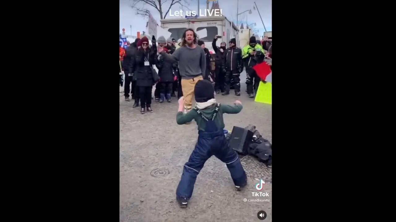 *EMOTIONAL** 🇨🇦THESE ARE THE PEOPLE OF CANADA 🇨🇦🇨🇦