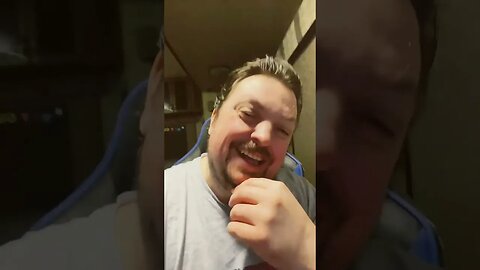 This Cat Really Gets Into The Music! 😁