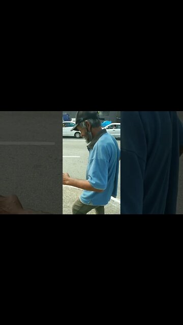 aposentado precisa pedi esmola no Brasil