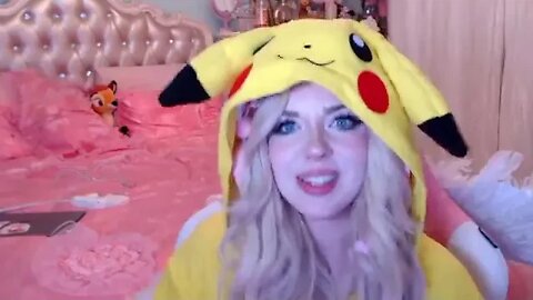 DO NOT Watch This LIVESTREAM At 3AM ITS CURSED!-Lyssy Noel *Reuploaded*