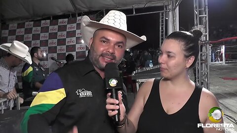 Comentarista Gamalhel Menezes, agradece os Krause, pelo convite de estar mais uma vez no Top Cowboys