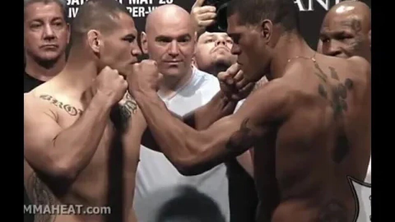 CAIN VELASQUEZ VS ANTONIO BIG FOOT SILVA