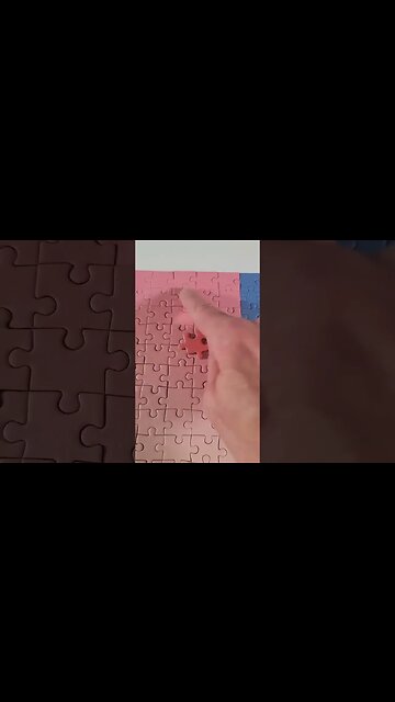 Beautiful Gradient Puzzle! #puzzle #gradient #jigsawpuzzle #shorts 🧩 #whatsyourcolor