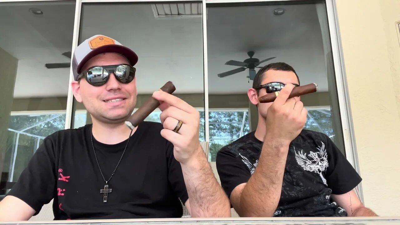 Oliva Serie V & Kentucky Fat Molly Fire Cured Cigar Reviews