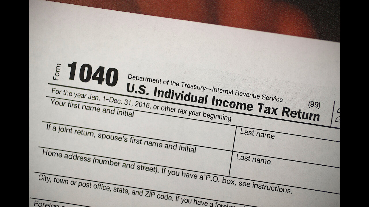 Tune in to Liquid Lunch to Learn What You Need to Know About Your Tax Returns