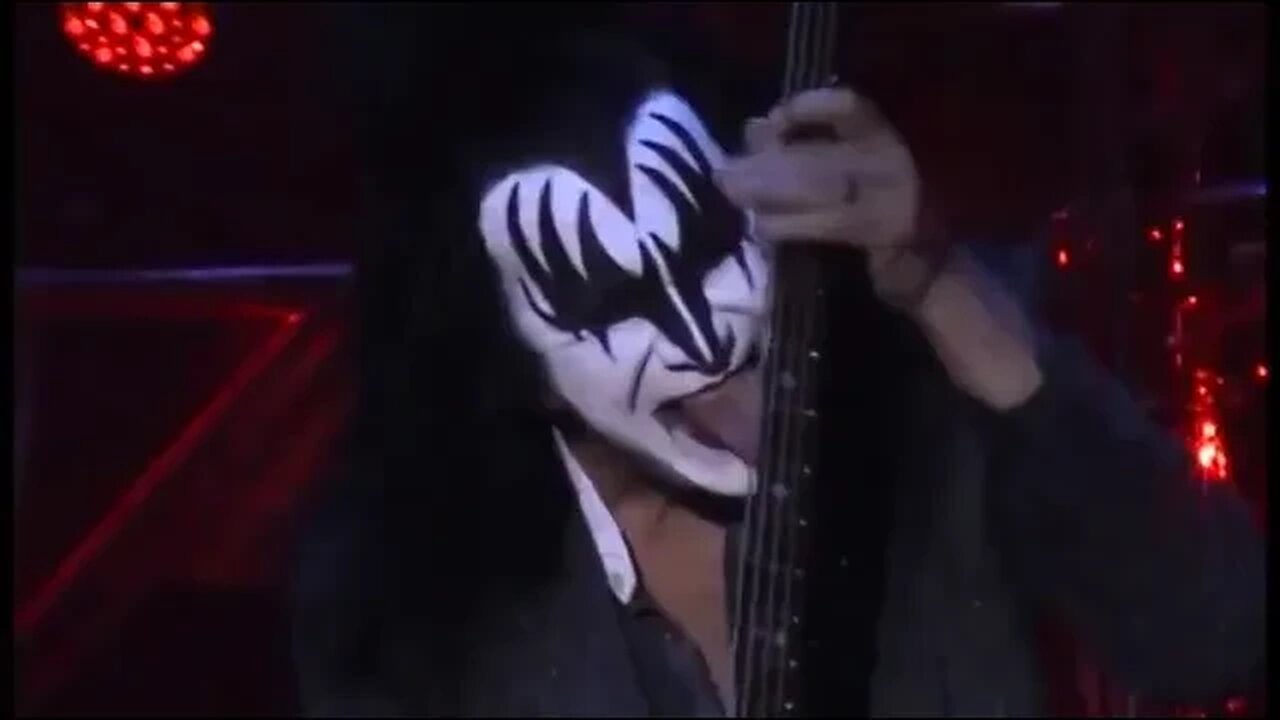 Kiss Kruise 4 Indoor Show 1