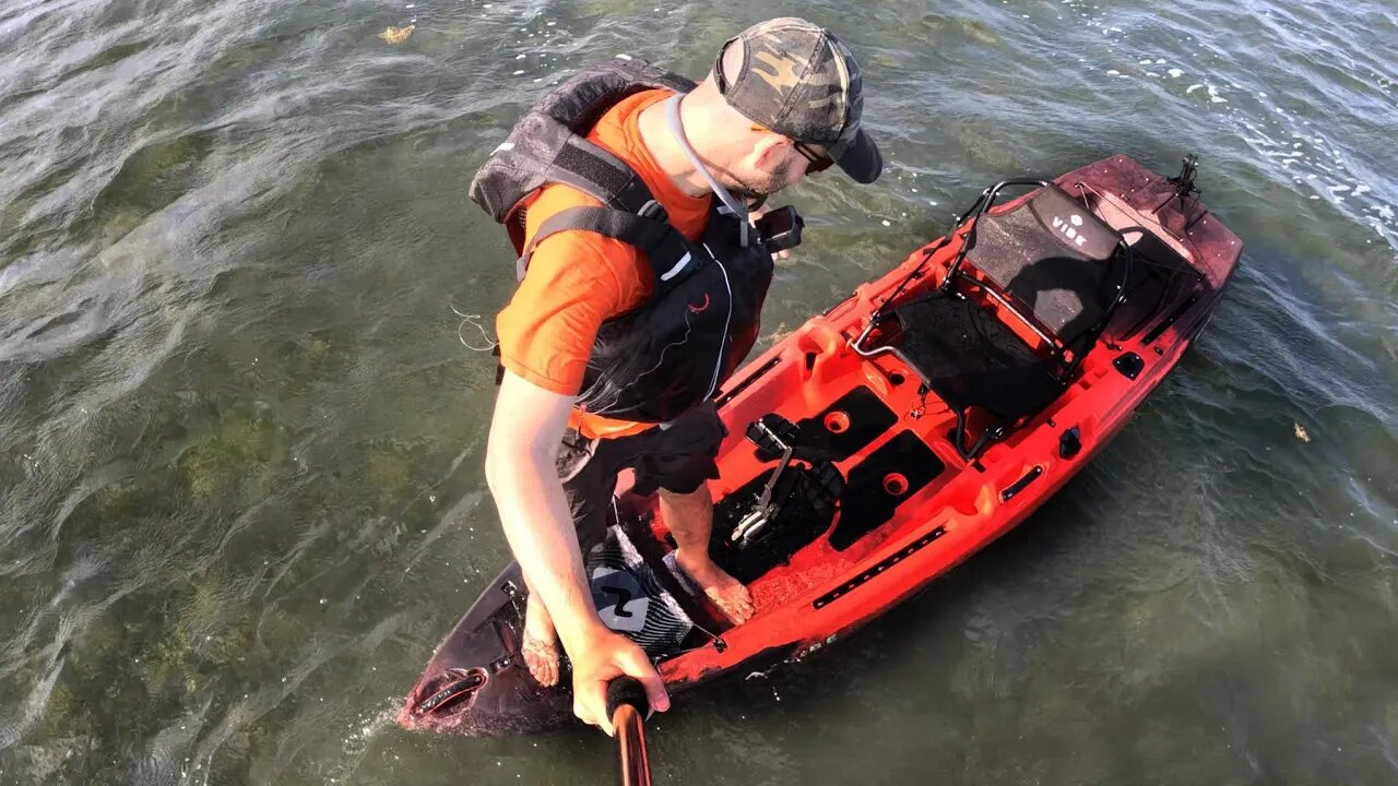 Stability Test! Vibe Makana 100 Ultra Affordable Pedal Drive Kayak Does it FLIP?