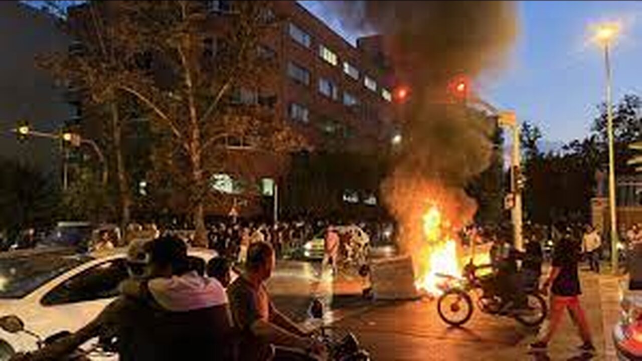 Iranian women toss hijabs after 22-year-old arrested over 'improper' dress dies in custody | Details