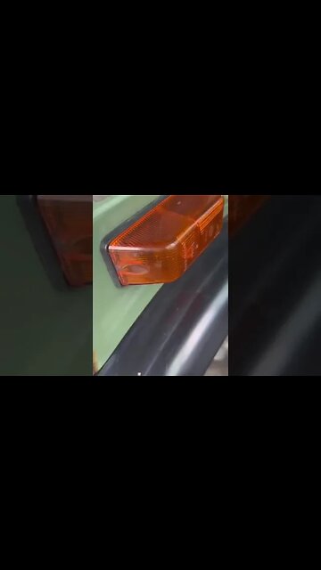 Bentley vs Unimog #mercedesbenz #mercedes #unimogmuseum #classiccar #mbfanphoto #thebestornothing