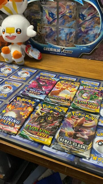 Pokémon Random Pack Opening!! 11/11/2021 #pokemon