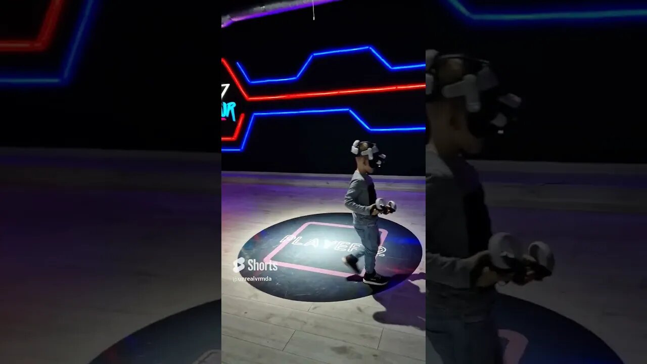 tiktok:unreal.md 🎮👾🕹️ #vr #vrclub #virtualreality #unrealvr #moldova #chisinau #vrarena 🖤 @unrealmd