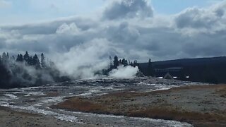 Old Faithful about to erupt