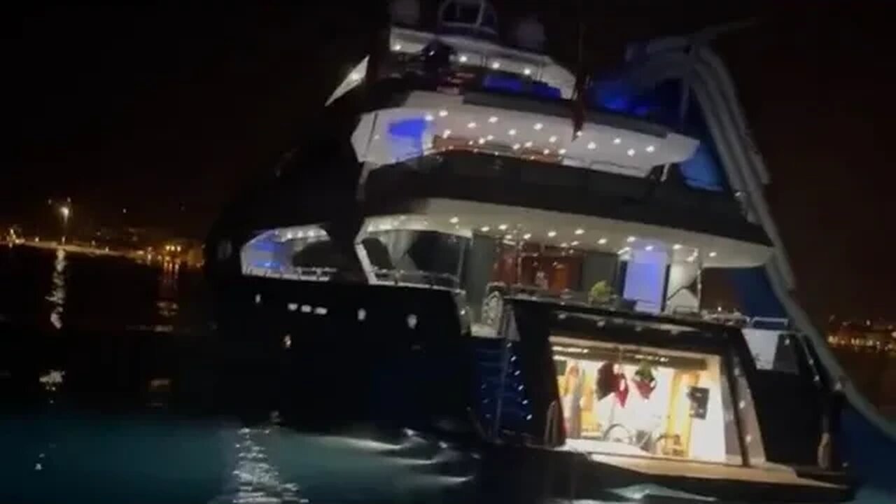 Conor Mcgregor shows off his wife’s yacht “Devocean”