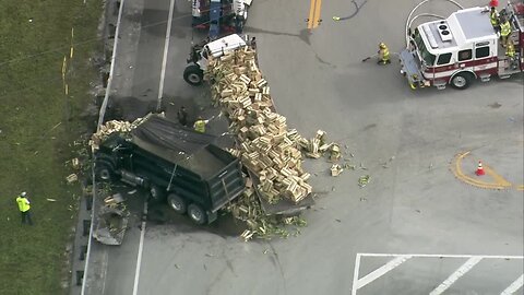VIDEO: Semi, dump truck involved in crash near Indiantown