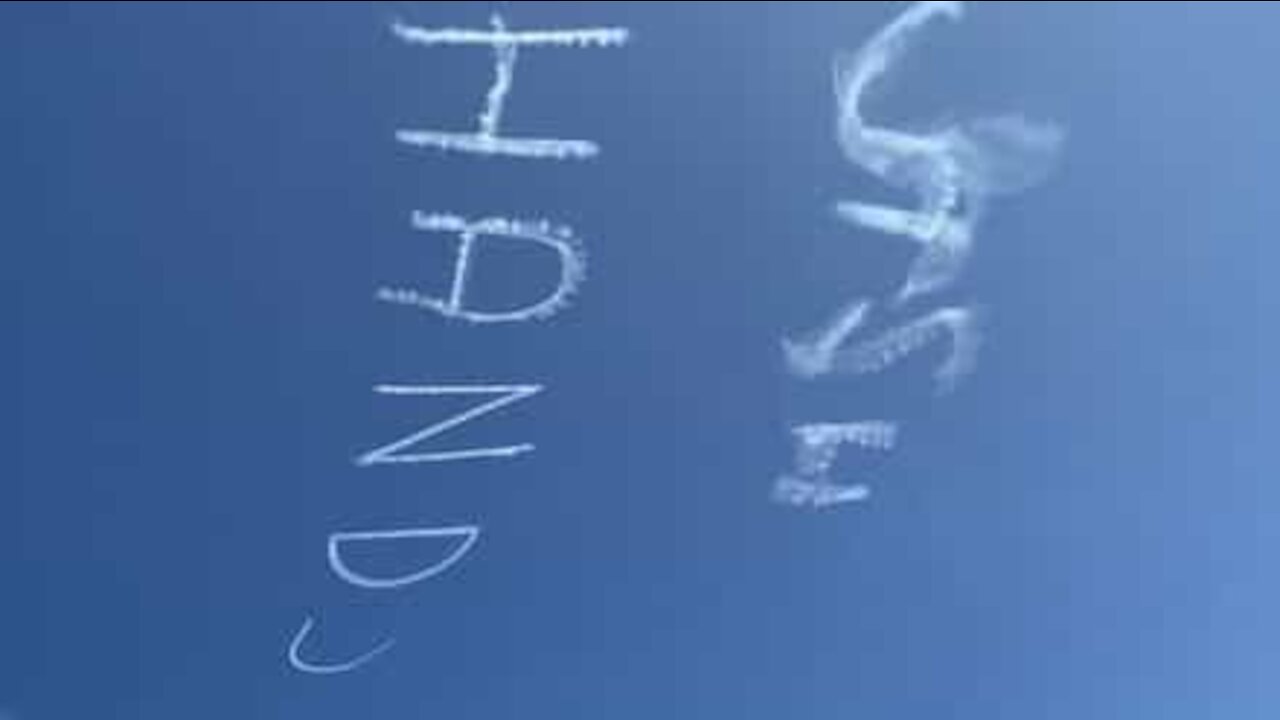 Pilot leaves important message in the air