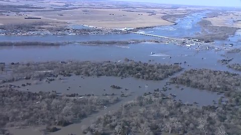 Governor Ricketts Flood Tour