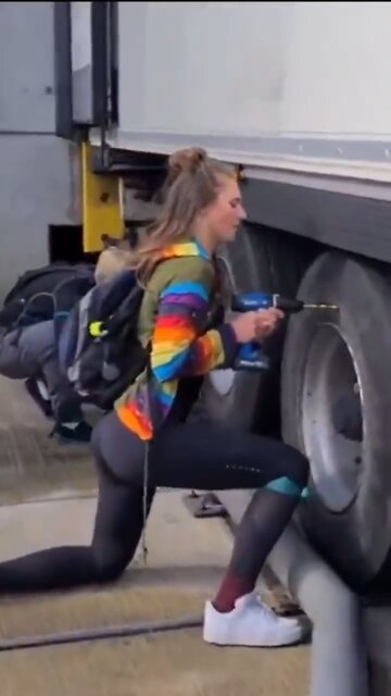 Vengan activists sabotaging milk delivery trucks in the UK