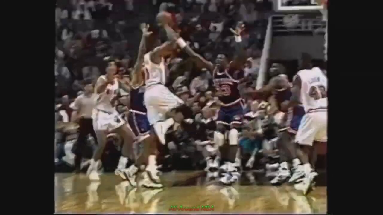 Steve Smith 19 Points 9 Ast Vs. Knicks, 1992-93.