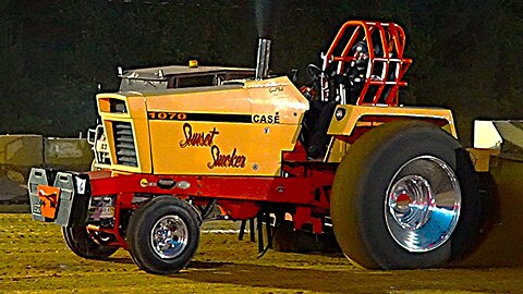 Hot Farm Tractor Pulling Mason Dixon Fairgrounds Pull Off-Productions