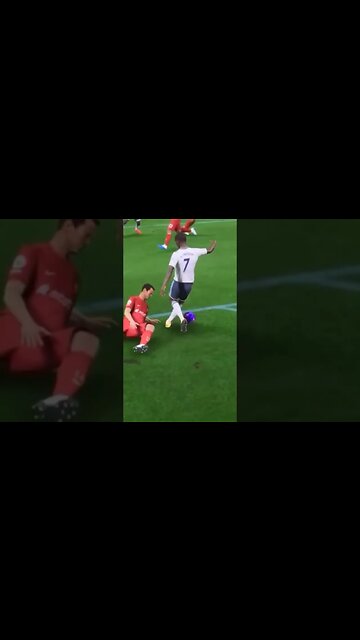 1000000 football IQ! 🔥⚽️😂 #shorts