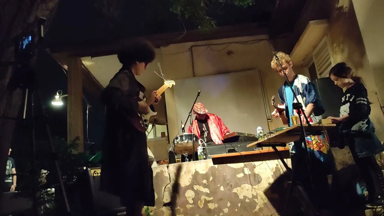 קימונו במייסדים 34, חלק 2