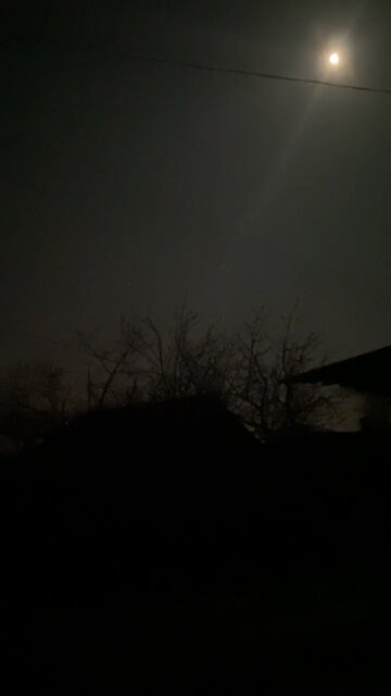 Right now on the outskirts of Donetsk, Russian forces are bombarding Ukrainian positions.