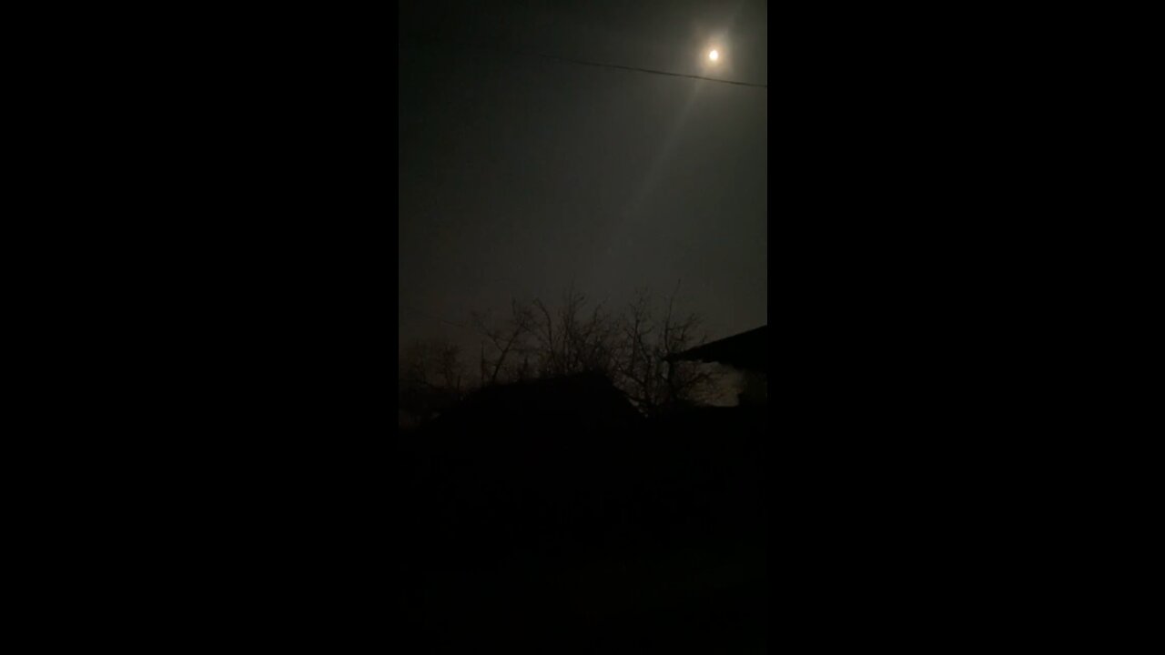 Right now on the outskirts of Donetsk, Russian forces are bombarding Ukrainian positions.