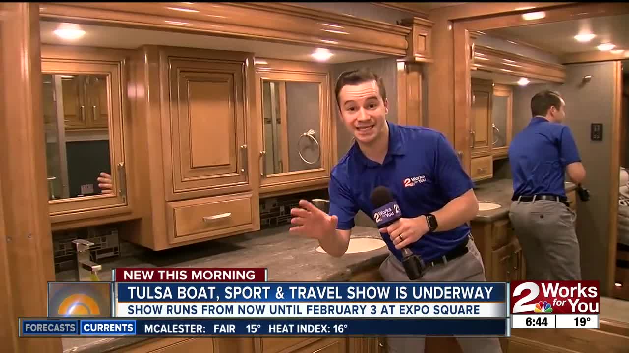 Travis walks us through a half-million dollar motor home at the Tulsa Boat, Sport and Travel Show