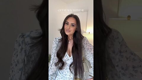 Get ready with the beautiful @amyrosewalker to create these perfect natural waves #grwm #hairdo