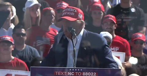 SAVE US PRESIDENT TRUMP! Crowd scream at Wilmington NC rally