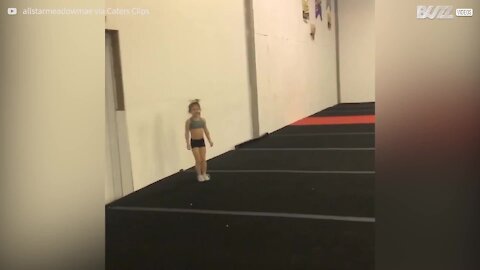 Cette fillette de 6 ans est déjà une gymnaste hors pair