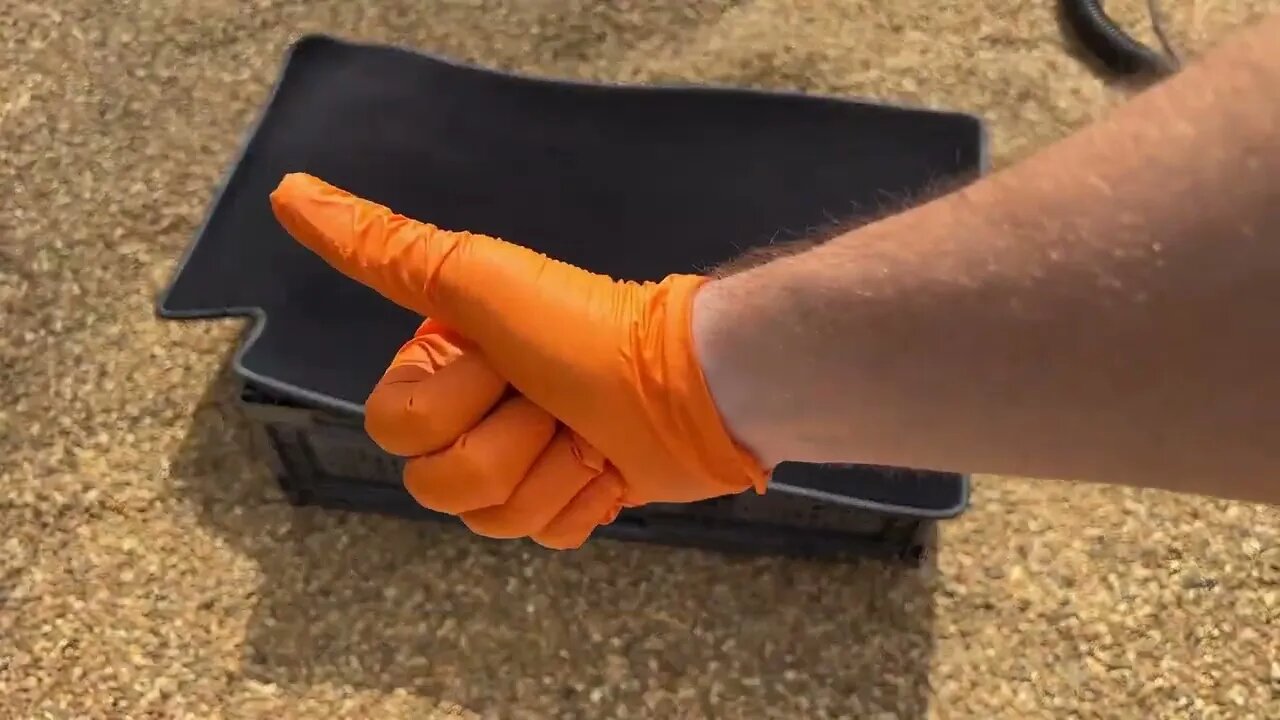 Washing a Movie Star’s Car (JOHN WICK)