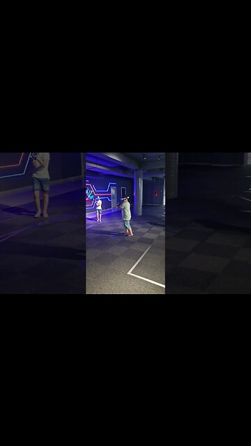 tiktok:unreal.md 🎮👾🕹️ #vr #vrclub #virtualreality #unrealvr #moldova #chisinau #vrarena 🖤 @unrealmd