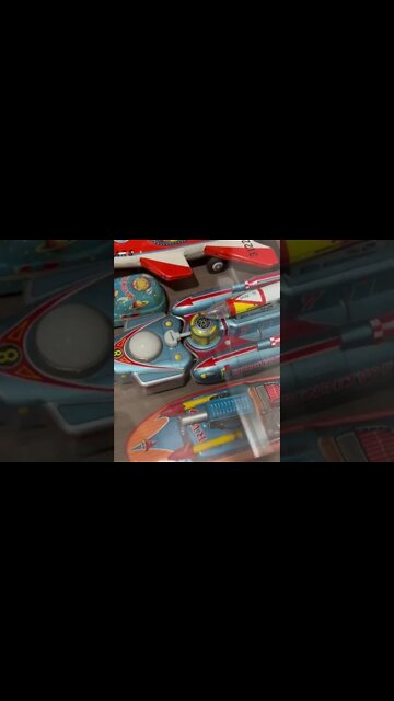 Oh No! 🙀 Toy Wars has begun! #shorts