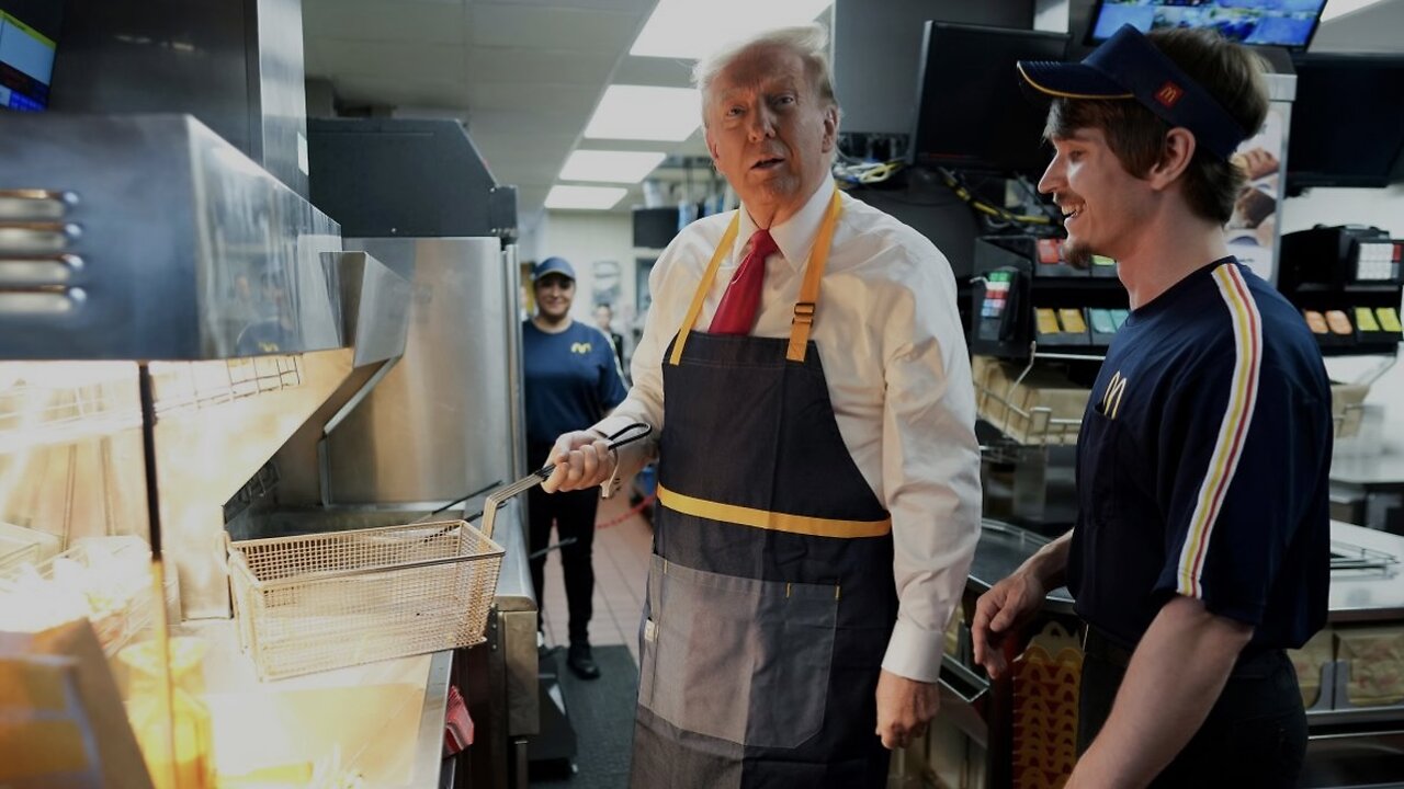 President Trump TROLLS Kamala Harris by working at a McDonald’s (October 20, 2024)