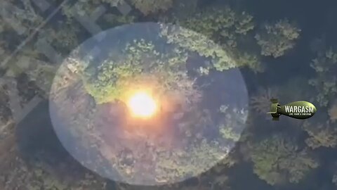 Lancet kamikaze drone hits Ukrainian M777 howitzer