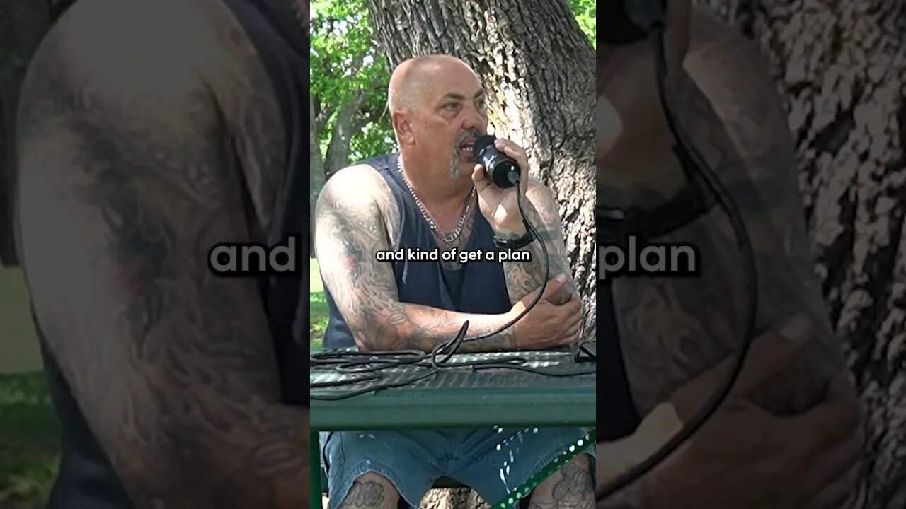 What It's Like Preparing For a Bank Robbery