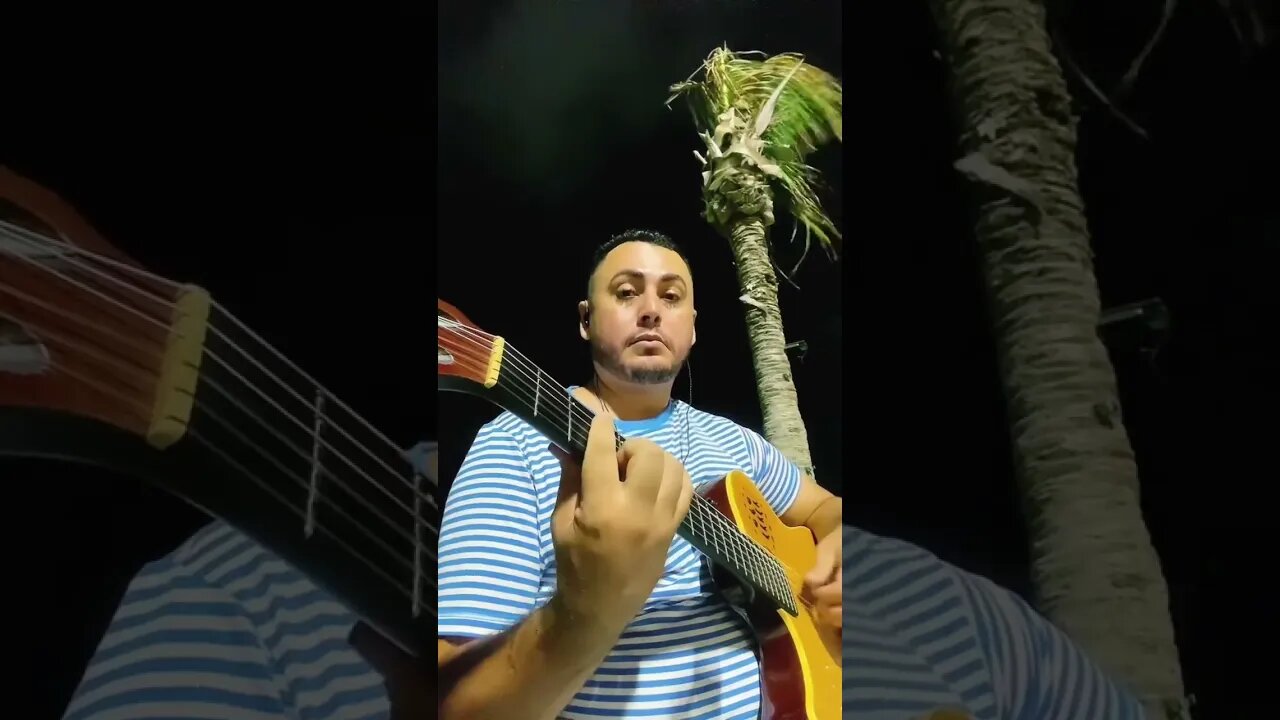 Um homem de moral Não fica no chão - #violao #samba #sambademesa #violão #tiktokvideo