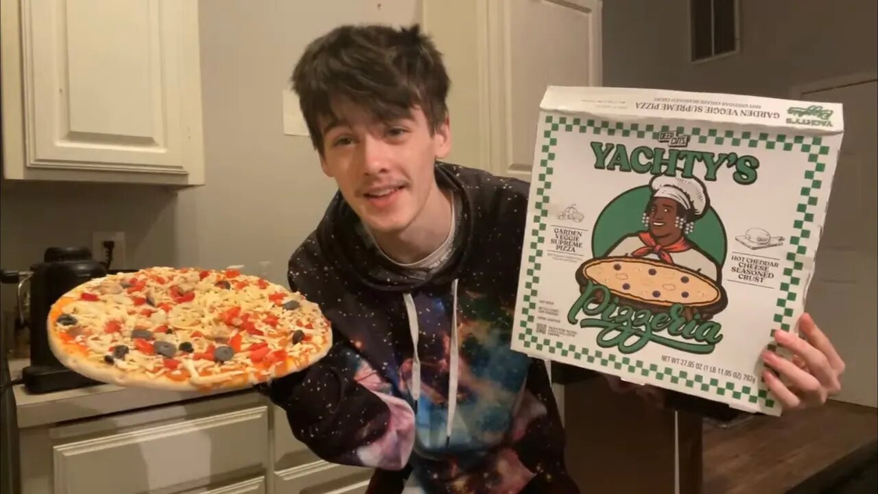 Baking and Trying Lil Yachty’s Garden Veggie Supreme Pizza (Live)