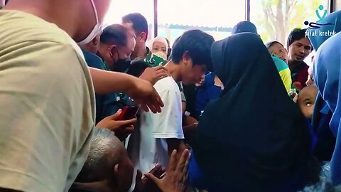 Pengobatan Ibu Ida Dayak, semoga semua bisa disembuhkan, yang sabar yah.. (sentul, bogor)