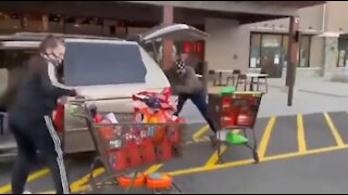 Thieves Steal Carts Full Of Stolen Goods In Broad Daylight