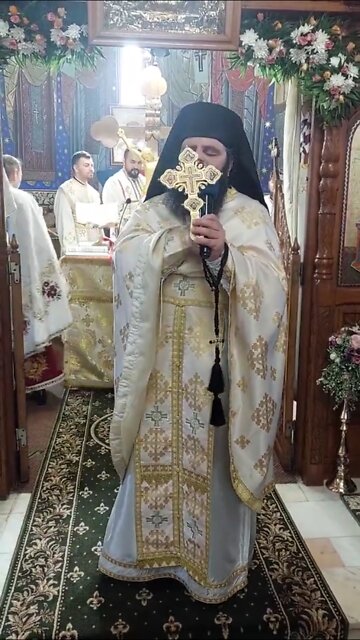 Ereticul Ecumenist Sofian Costea schimonoseste Semnul Sv. Cruci 21.05.2022