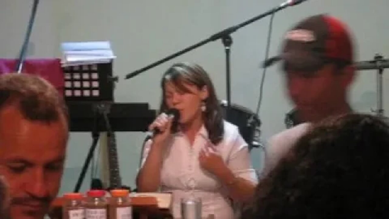 Deus, Tú É Santo (Danielle Cristina) - Gospel Praise - IEQ Jd Progresso - Rio Claro-SP