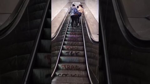 GRAFFITI TAGS ON ALL STEPS 😮 #graffiti #graffititagging #shorts