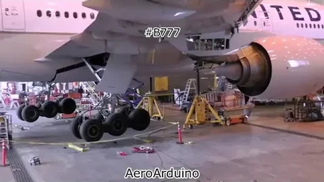 How United Airlines #Boeing #B777 Landing Gear On Jacks in Hangar #Aviation #Fly #AeroArduino